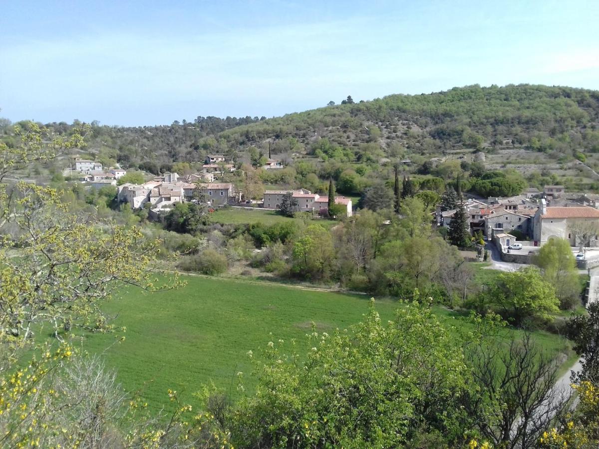 Gites Du Combeau Saint-Maurice-d'Ibie ภายนอก รูปภาพ