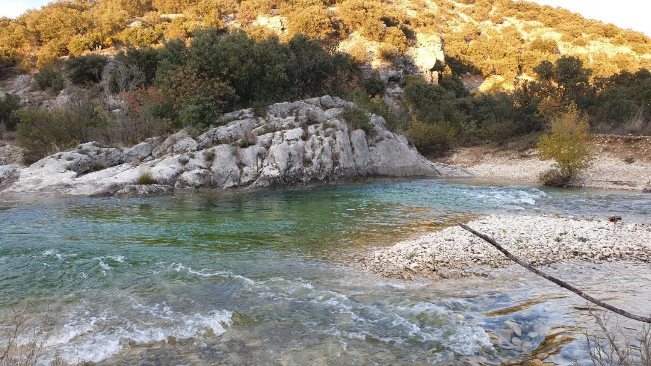 Gites Du Combeau Saint-Maurice-d'Ibie ภายนอก รูปภาพ